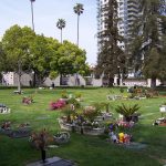 Kinh nghiệm đầu tư bất động sản đất Nghĩa trang lãi khủng