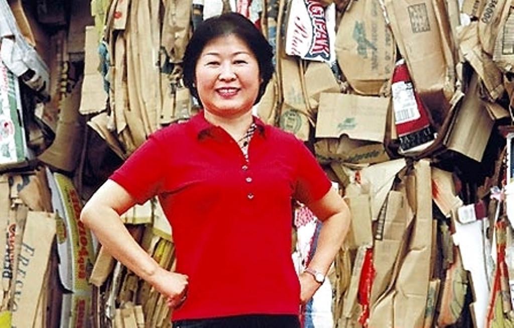 Khi người Trung Quốc kiếm tiền: Bà ấy tạo nên công ty trị giá 1.89 tỷ USD, từ những chiếc hộp giấy bìa Carton