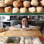 Bánh mì nhân thịt của Việt Nam thành sản phẩm kinh doanh hót được săn lùng